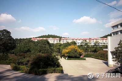 綿陽職業高中哪些好之煌佳職業技能培訓學校