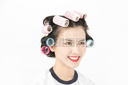 青年女性卷發(fā)燙發(fā)形象