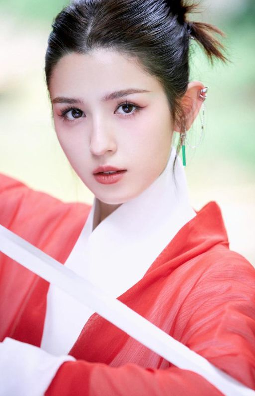女星穿民族服飾,出糗和驚艷,就在一念間,劉詩詩祝緒丹等驗證了